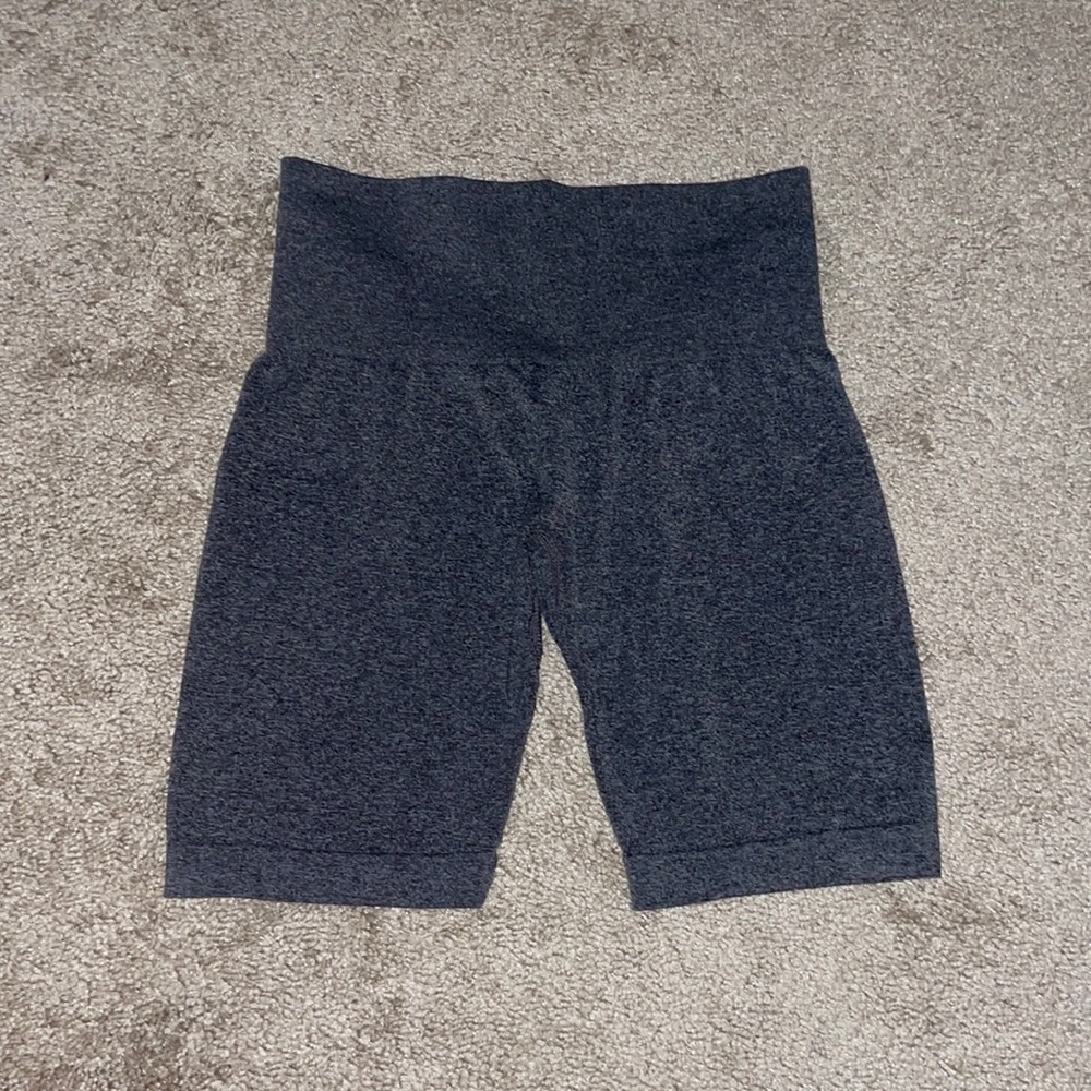 Nvgtn Biker Shorts with contour